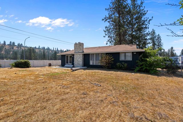 6806 W Johannsen Ave, Nine Mile Falls, WA 99026
