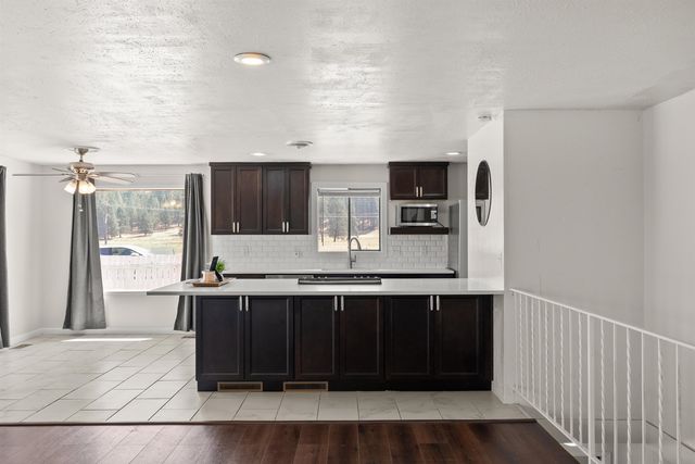 6806 W Johannsen Ave, Nine Mile Falls, WA 99026