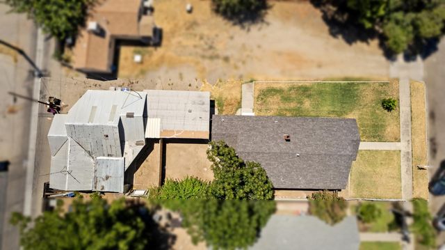 610 P Street, Sanger, CA 93657