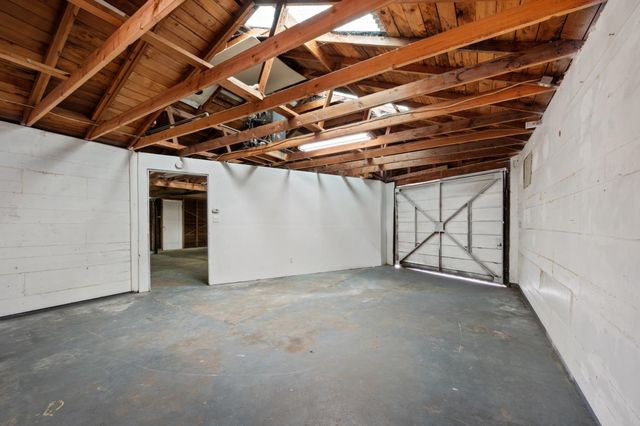610 P Street, Sanger, CA 93657