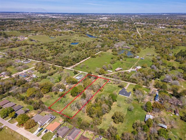 6009 Terrebonne Road, Hitchcock, TX 77563