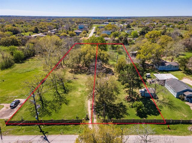 6009 Terrebonne Road, Hitchcock, TX 77563