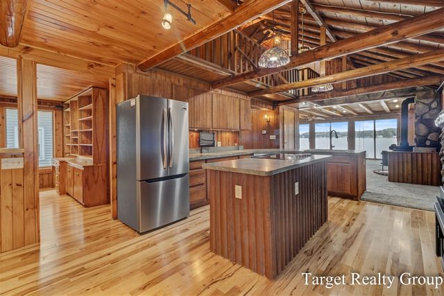10818 Stoney Point Drive, Delton, MI 49046