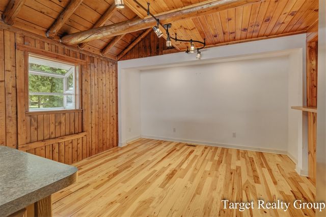 10818 Stoney Point Drive, Delton, MI 49046