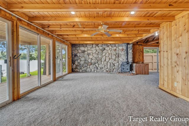10818 Stoney Point Drive, Delton, MI 49046