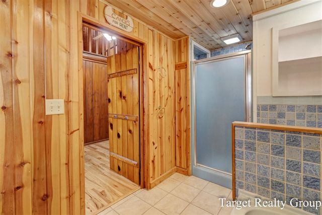 10818 Stoney Point Drive, Delton, MI 49046