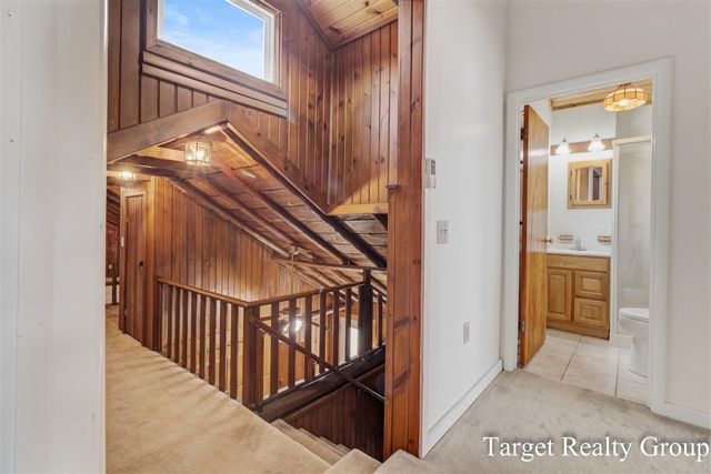 10818 Stoney Point Drive, Delton, MI 49046