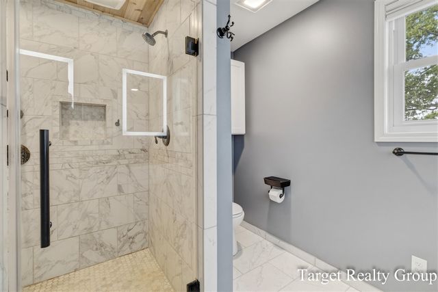 10818 Stoney Point Drive, Delton, MI 49046