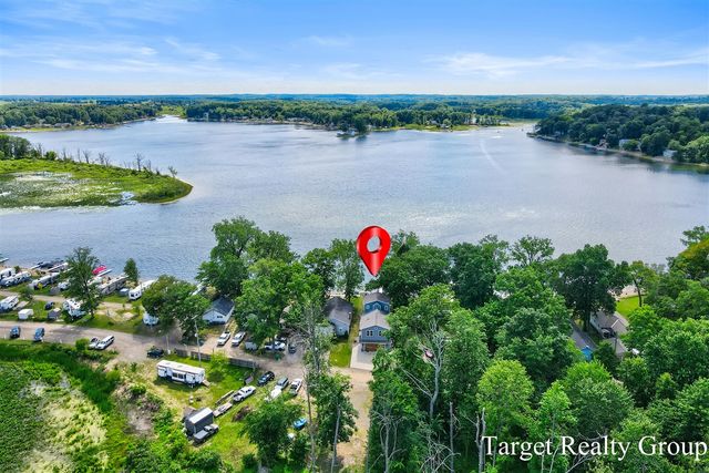 10818 Stoney Point Drive, Delton, MI 49046