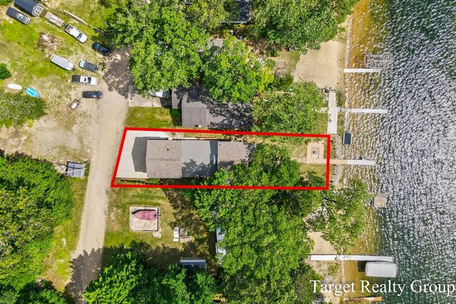 10818 Stoney Point Drive, Delton, MI 49046