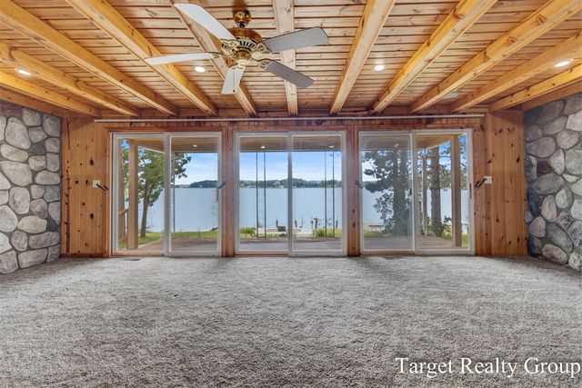10818 Stoney Point Drive, Delton, MI 49046