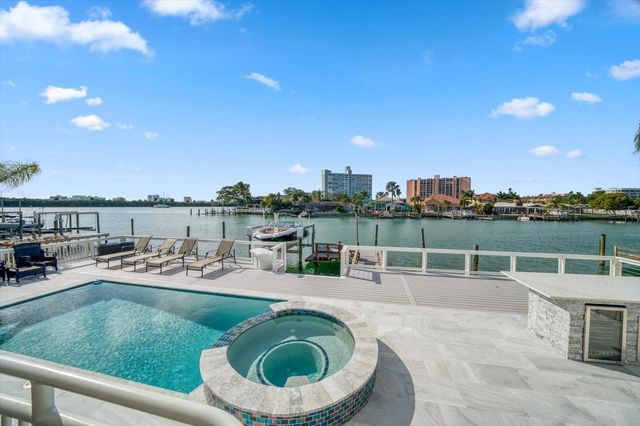 42 MIDWAY ISLAND, Clearwater Beach, FL 33767