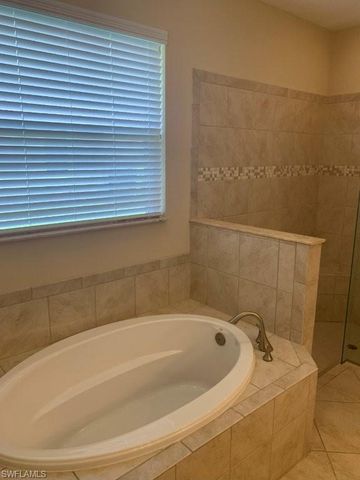 13390 Seaside Harbour DR, North Fort Myers, FL 33903