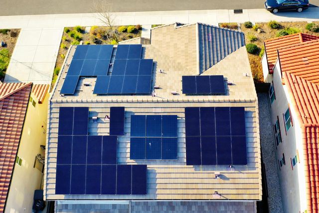 2557 Creek Hollow Rd, Rocklin, CA 95765