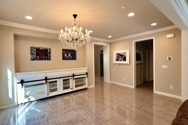 2557 Creek Hollow Rd, Rocklin, CA 95765