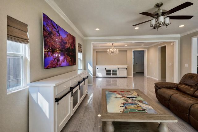 2557 Creek Hollow Rd, Rocklin, CA 95765