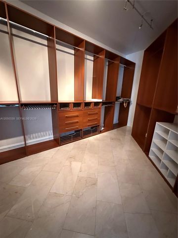 21200 Point Pl 1403, Aventura, FL 33180