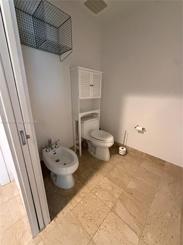 21200 Point Pl 1403, Aventura, FL 33180