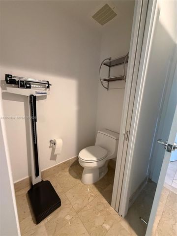 21200 Point Pl 1403, Aventura, FL 33180