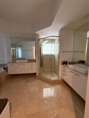 21200 Point Pl 1403, Aventura, FL 33180