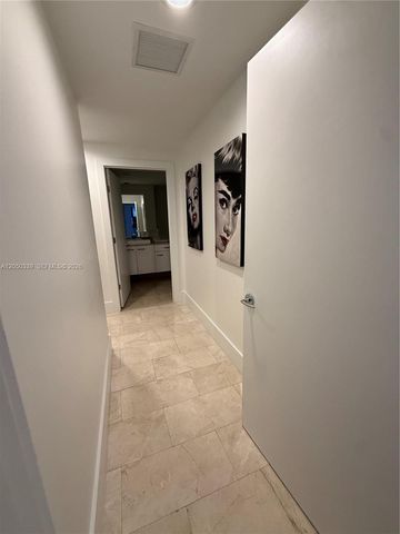 21200 Point Pl 1403, Aventura, FL 33180
