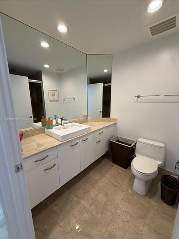 21200 Point Pl 1403, Aventura, FL 33180
