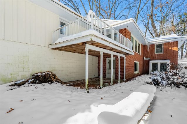 2702 Mockingbird Drive, Kalamazoo, MI 49008