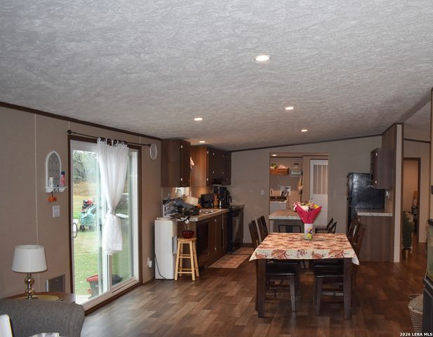 17016 Rancho Escondido, Atascosa, TX 78002