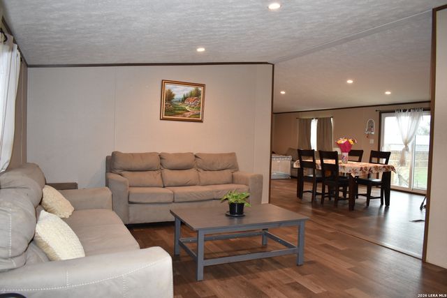 17016 Rancho Escondido, Atascosa, TX 78002