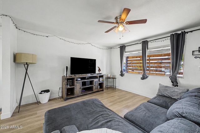 18240 N 32ND Lane, Phoenix, AZ 85053