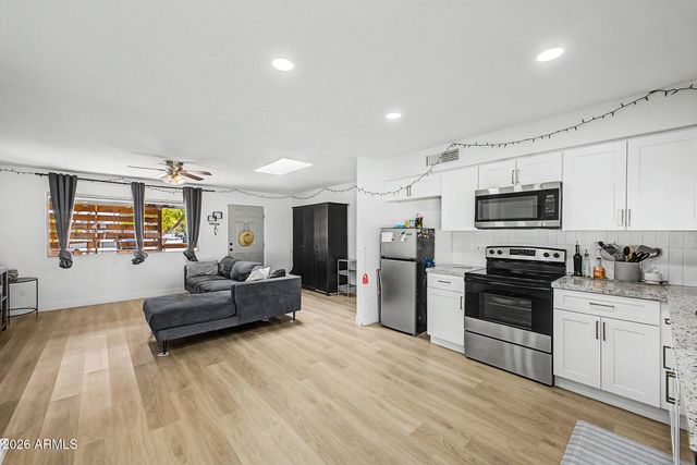 18240 N 32ND Lane, Phoenix, AZ 85053