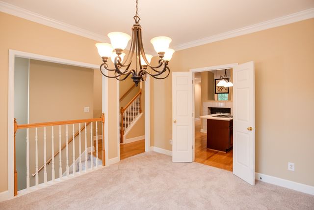 100 Carriage Ct, Brentwood, TN 37027