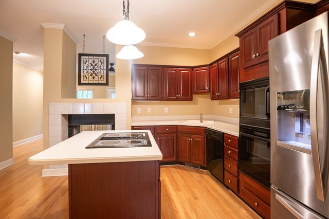 100 Carriage Ct, Brentwood, TN 37027