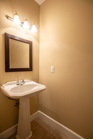 100 Carriage Ct, Brentwood, TN 37027