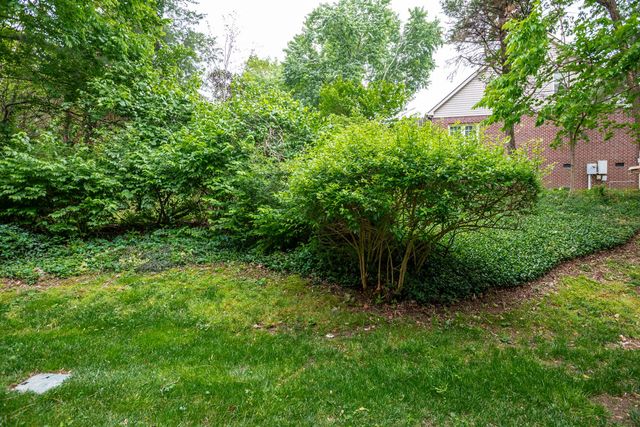 100 Carriage Ct, Brentwood, TN 37027