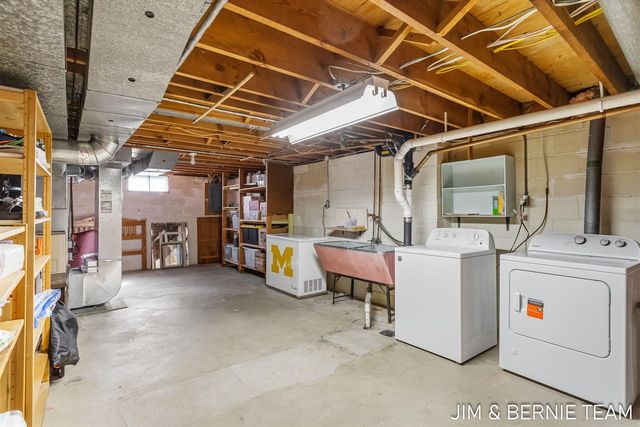 345 Harp Street, Grand Rapids, MI 49548