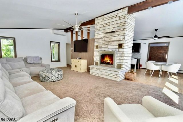 31 Deer Trail Lake Road, Hardyston Twp., NJ 07460