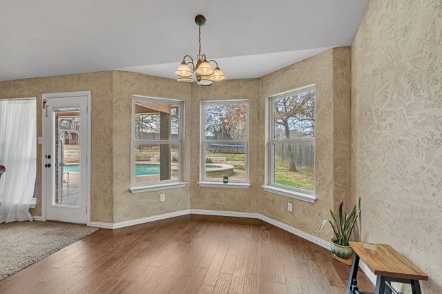 805 Linda Drive, Joshua, TX 76058