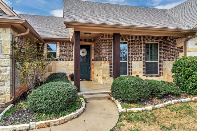 805 Linda Drive, Joshua, TX 76058