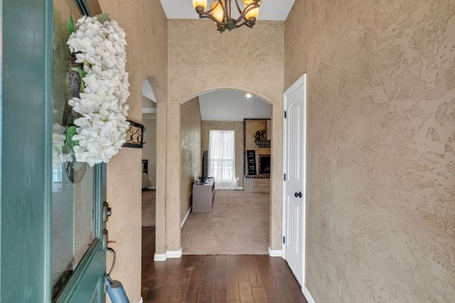 805 Linda Drive, Joshua, TX 76058