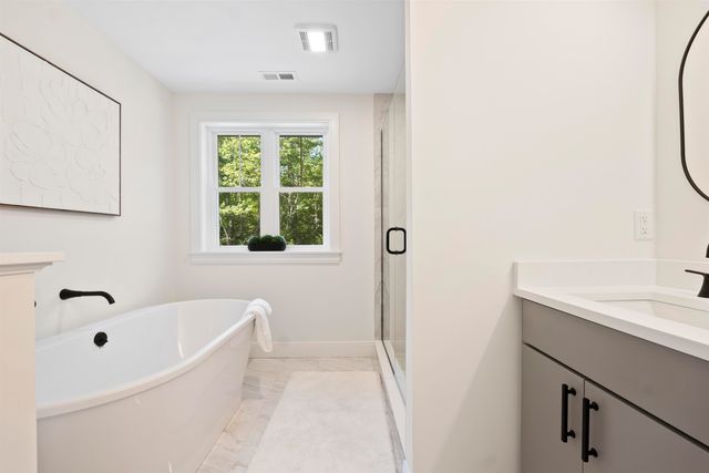 27 Chestnut Way Lot 4, Barrington, NH 03825