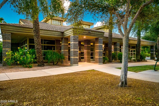 449 S MARINA Drive, Gilbert, AZ 85233