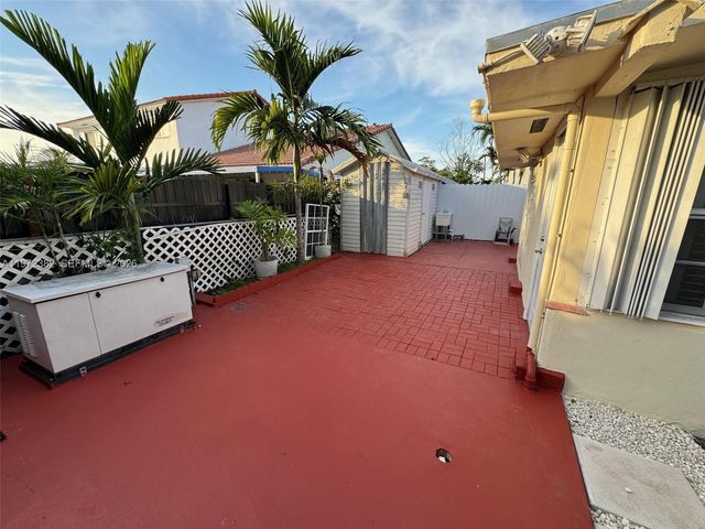 842 SW 89th Ave A, Miami, FL 33174