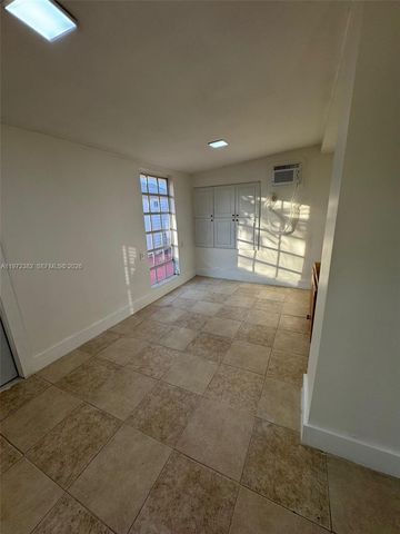 842 SW 89th Ave A, Miami, FL 33174