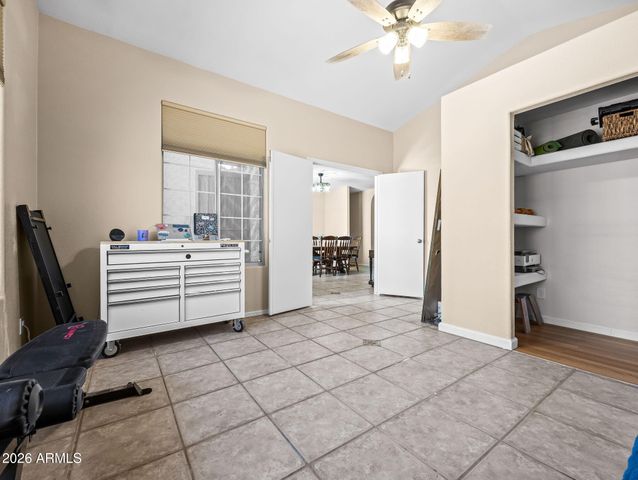 7727 W VOLTAIRE Avenue, Peoria, AZ 85381