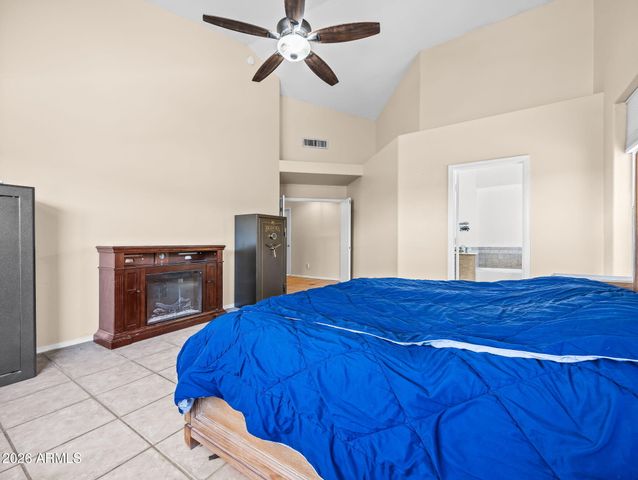 7727 W VOLTAIRE Avenue, Peoria, AZ 85381