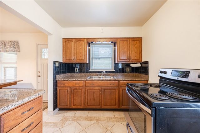 1645 Route 519, North Strabane, PA 15317