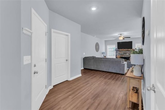 3039 HIGHWAY 17, Clarkesville, GA 30523