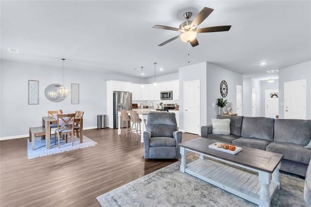 3039 HIGHWAY 17, Clarkesville, GA 30523