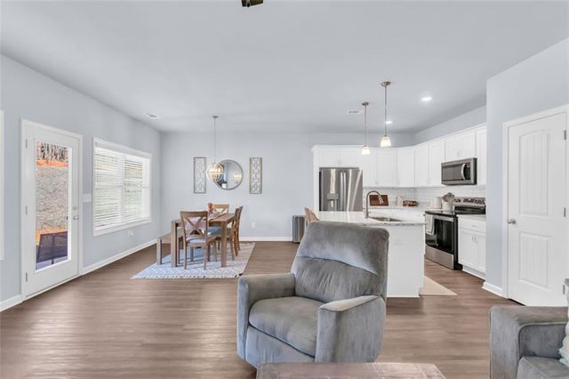 3039 HIGHWAY 17, Clarkesville, GA 30523